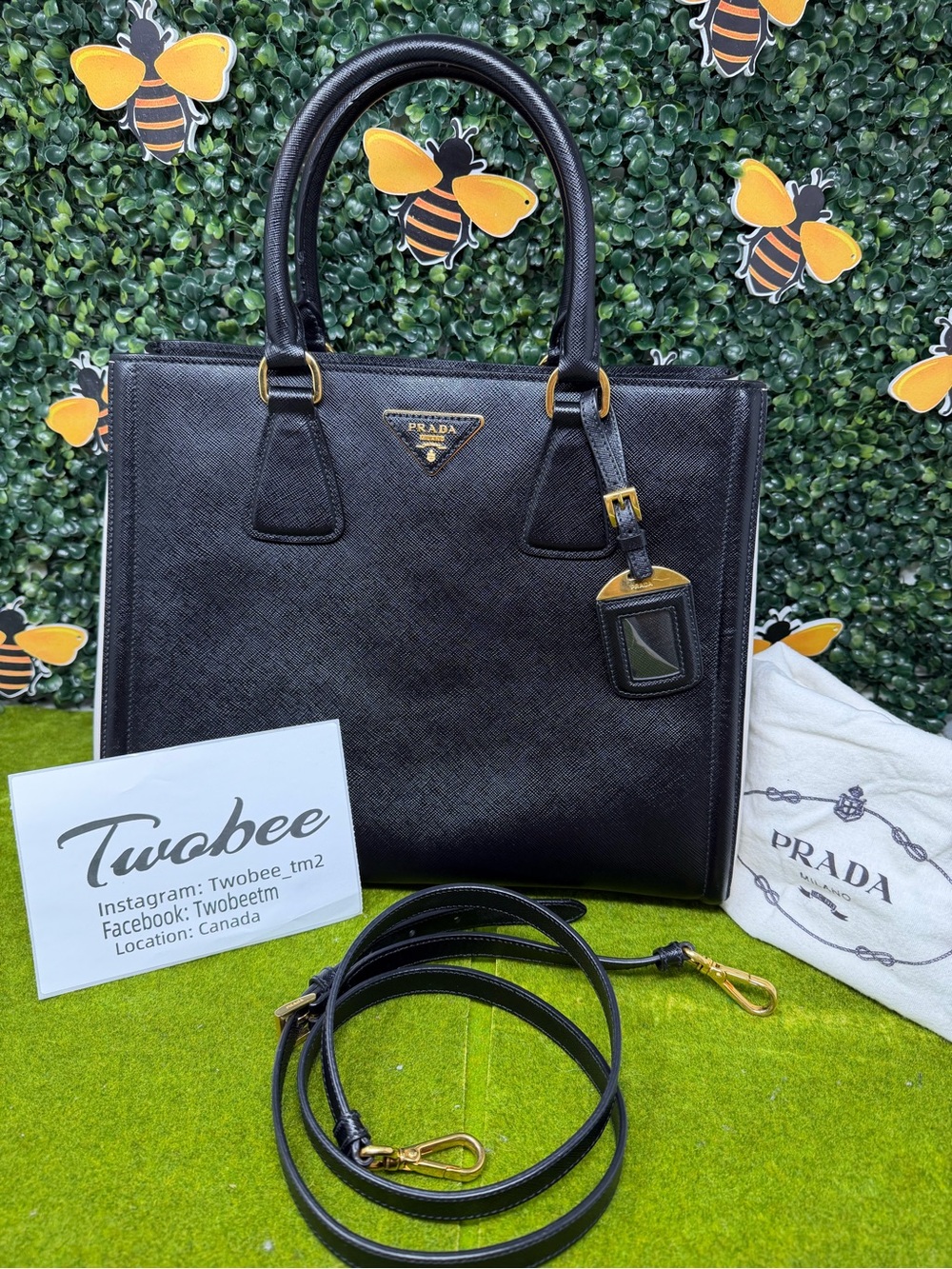 ❌SOLD❌Authentic Prada Black Saffiano Bicolor Leather Saffiano Tote Bag - Picture 1 of 16
